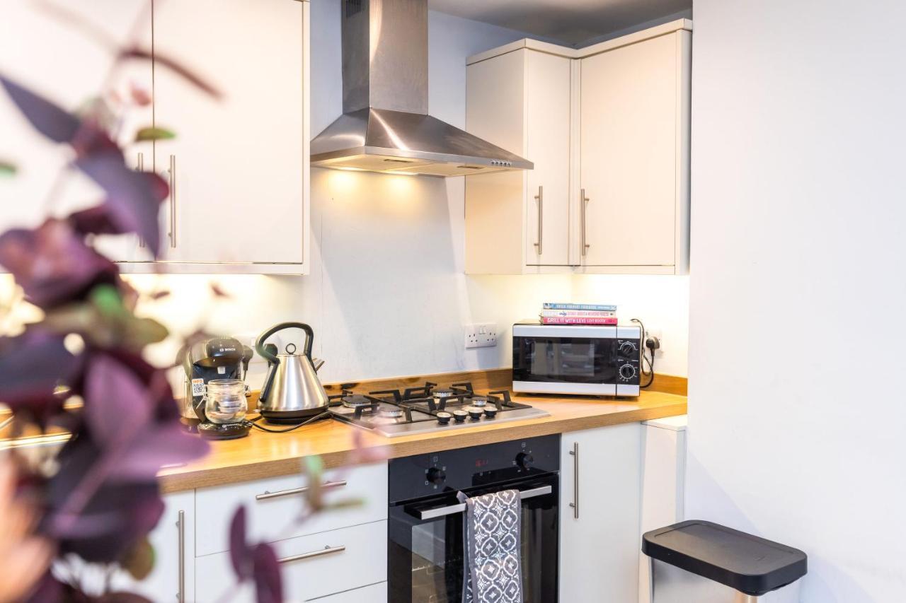 Luxury Modern 3 Bedroom Apartment In City Centre Эдинбург Экстерьер фото