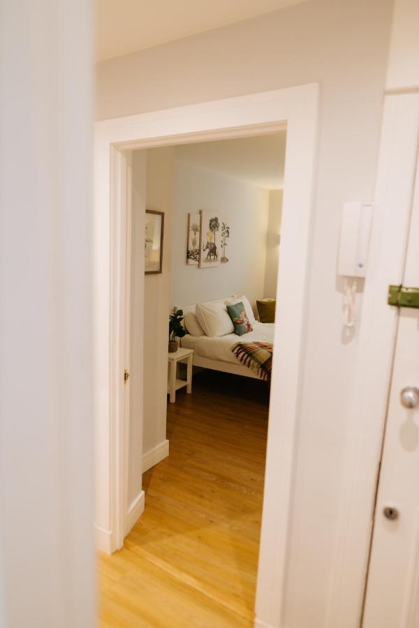 Luxury Modern 3 Bedroom Apartment In City Centre Эдинбург Экстерьер фото